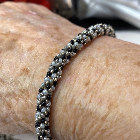 NEW!  BLACK, GRAY, & SILVER Heart Jewelry Set by Jewelry From the Heart - Picture 8 of 9